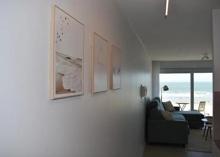 Zeezicht By Qua-lyne Ostende